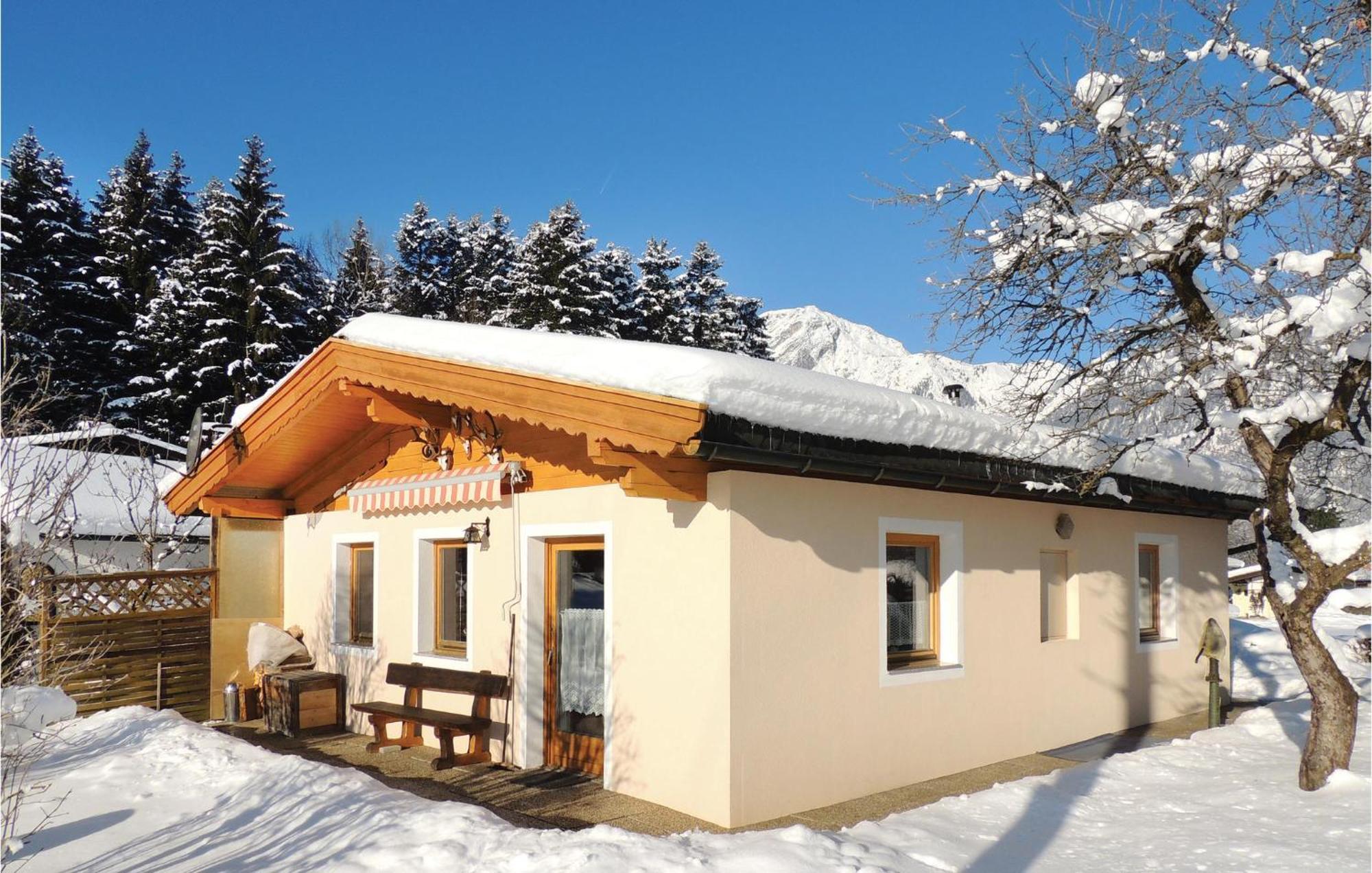 Ruhiges Ferienhaus Breitenbach Breitenbach am Inn エクステリア 写真